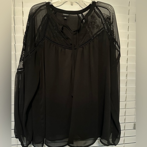 Torrid Crinkle Chiffon Embroidered Peasant Top - Picture 10 of 11
